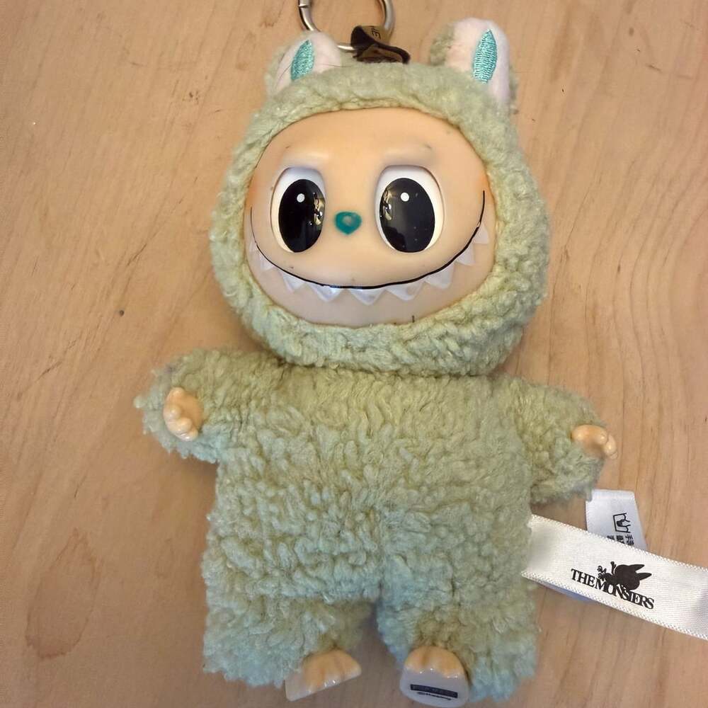 POP MART Labubu The Monsters Exciting Macaron  Keychain Green Grape